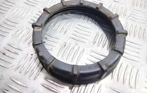 Seat Alhambra (Mk1) In tank fuel pump screw locking ring/nut 321201375A