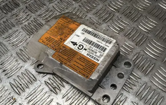 Nissan Almera N16 Airbag control unit/module 0285001316 285565M301 KB8S223850