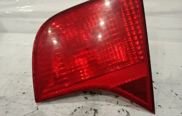 Audi A4 S4 B7 8E 8H Tailgate rear/tail lights 96503802