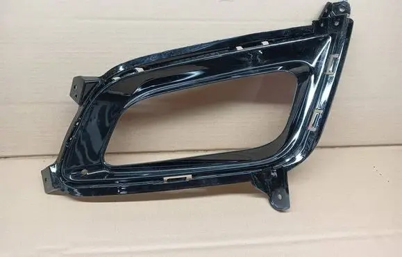 KIA Optima Front bumper lower grill 865512T500