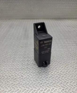 Jaguar XE Glow plug pre-heat relay FX23189E2AC