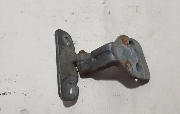 Land Rover Discovery Sport Front door lower hinge BJ32228A65DB
