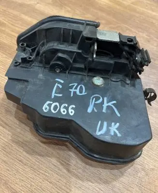 BMW X5 E70 Front door lock 7276681