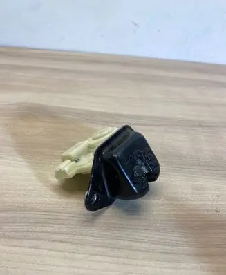 Loading door lock