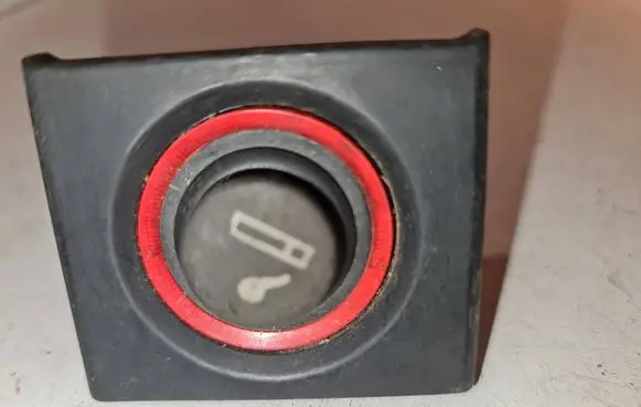 Audi 100 S4 C4 Cigarette lighter 