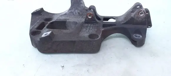 Volkswagen Golf V Generator/alternator bracket 06F903143F