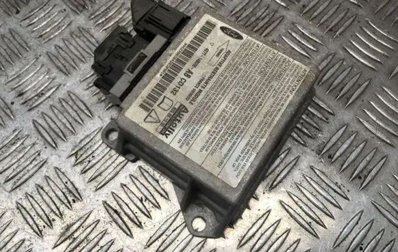 Ford Mondeo Mk III Airbag control unit/module 4S7T14B056AB CD132 603951000