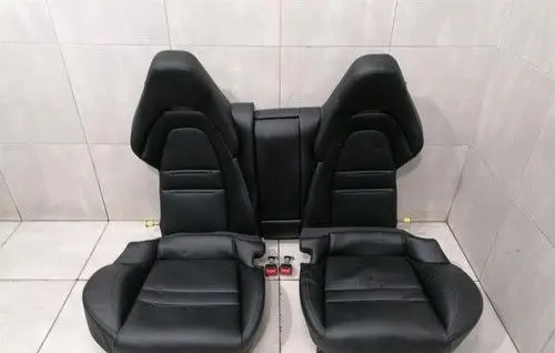 Porsche Panamera (971) Rear seat