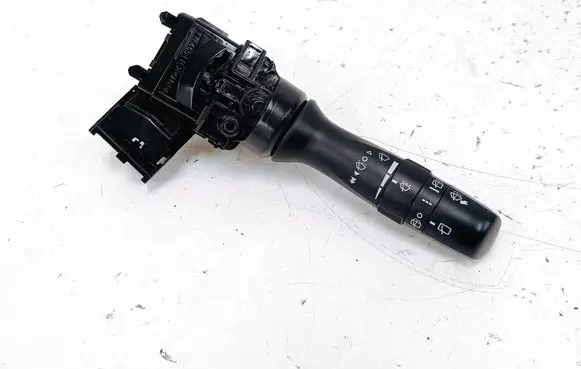 Subaru Impreza V Wiper control stalk 17F465 17F4653