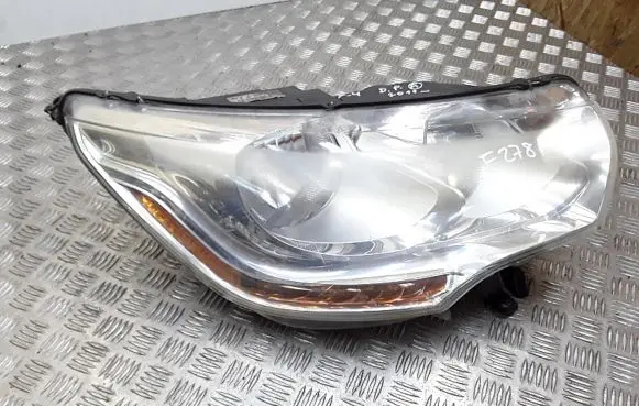 Citroen C4 II Headlight/headlamp 9687304580