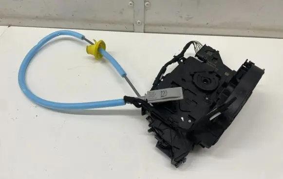BMW iX Front door lock 512207S 5A258C7 193720