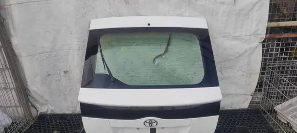Toyota Prius (XW20) Tailgate/trunk/boot lid 