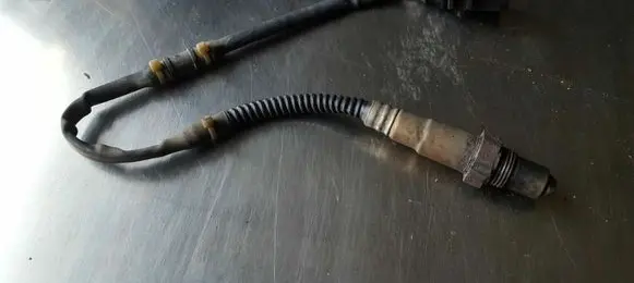 Volkswagen Golf V Lambda probe sensor 1K0973804