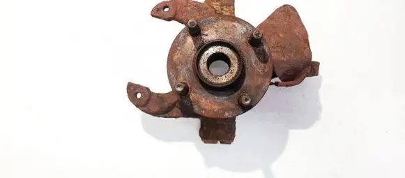 Mazda 323 Front wheel hub