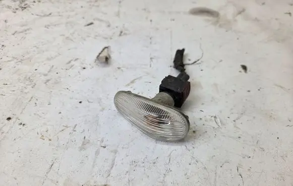 Saab 9-3 Ver2 Front fender indicator light 12777318