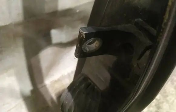 Skoda Fabia Mk1 (6Y) Rear door lower hinge 