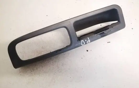 Volvo S40 Front door window switch trim 8679474