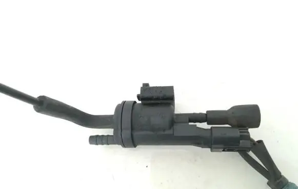 Mercedes-Benz C AMG W204 Turbo solenoid valve 0025401497