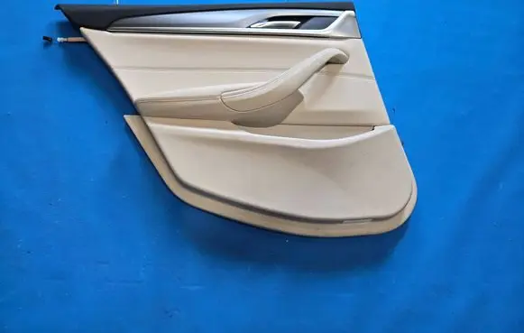BMW 5 G30 G31 G38 Rear door card panel trim