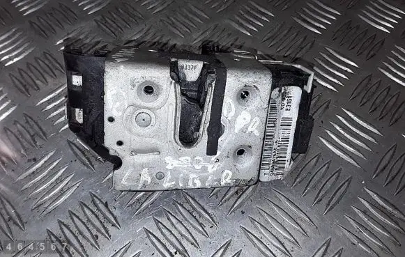 Dodge Caliber Front door lock 04589416AE
