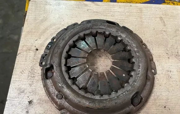 Nissan Almera Tino Clutch pressure plate 