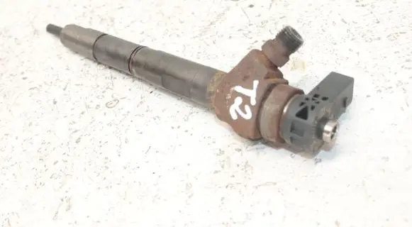 Fuel injector