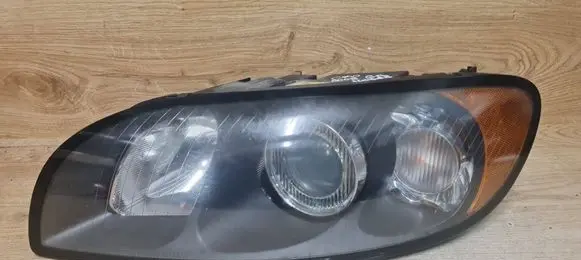 Volvo C70 Headlight/headlamp 9466361