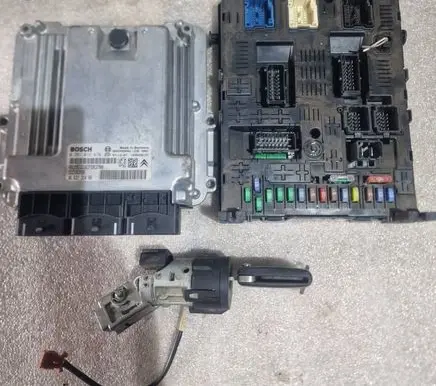 Peugeot 407 Engine ECU kit and lock set 0281012478 9662489680 9663731480