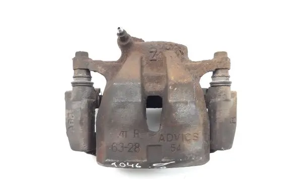 Toyota RAV 4 (XA30) Front brake caliper