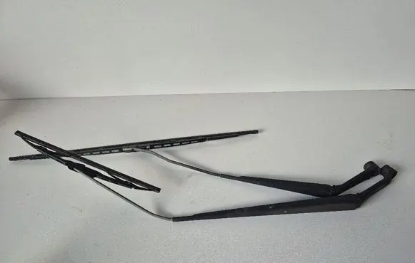 Mitsubishi Colt Front wiper blade arm AUTMIC1206261332