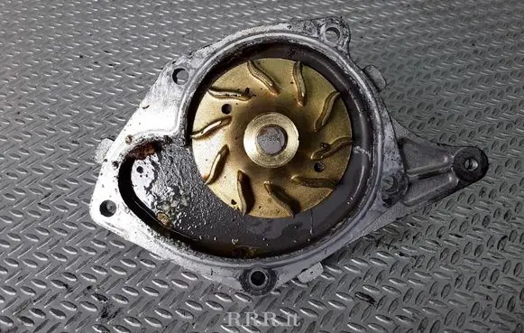 Renault Kangoo I Water pump