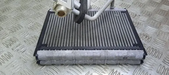 Porsche 911 991 Air conditioning (A/C) radiator (interior) V0377001