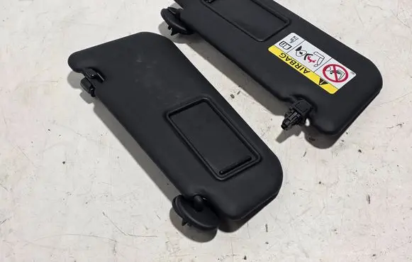 Toyota C-HR I Sun visor