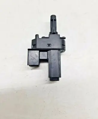 Clutch pedal sensor