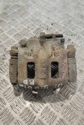 Mitsubishi Pajero Front brake caliper 