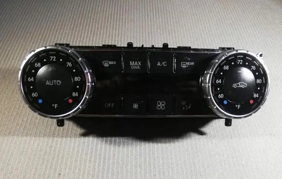 Mercedes-Benz C W204 Climate control unit A2049006005