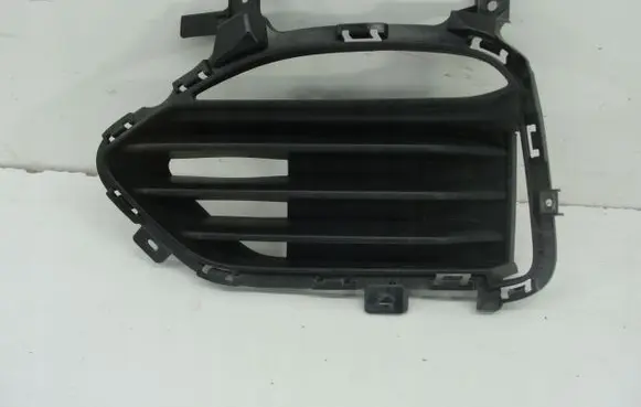 Hyundai i30 Front bumper lower grill 86563S0000