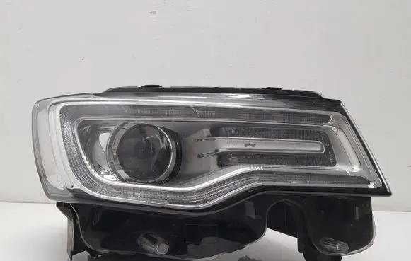 Jeep Grand Cherokee Headlight/headlamp M167605 68144708AG