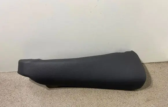 BMW X5 F15 Rear seat side top trim L0571735 0571735