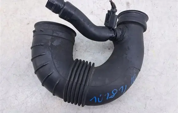 Mercedes-Benz E W211 Coolant pipe/hose 