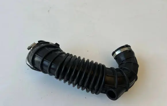 Audi Q5 SQ5 Air intake hose/pipe 03G129629