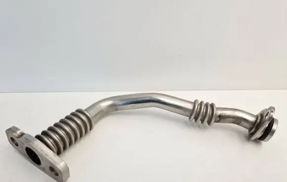 Volkswagen Golf VII Turbo turbocharger oiling pipe/hose 04L145736E