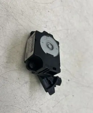 Citroen C3 Air flap motor/actuator T1006419G