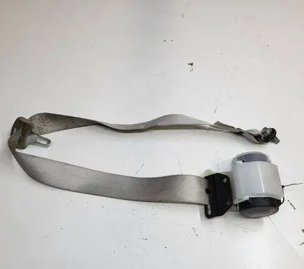 Nissan Leaf I (ZE0) Middle seatbelt (rear) 6236608 6236584X6E