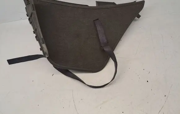 Toyota Prius (NHW20) Centre console side trim rear 5841747010