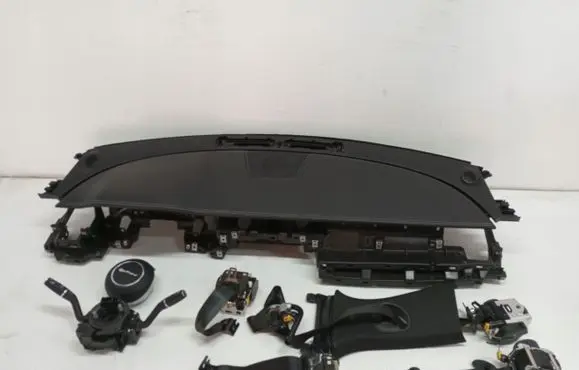 Jaguar F-Pace Radio/GPS head unit trim 