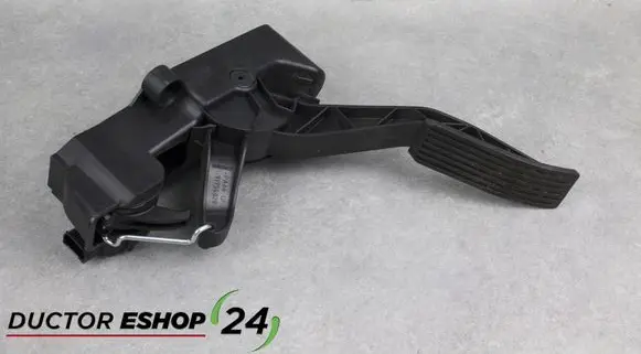 Mercedes-Benz A W169 Accelerator throttle pedal A1693000404 1693000404