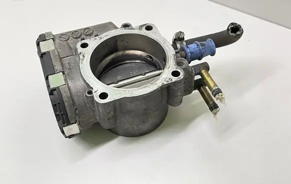 Audi A4 S4 B6 8E 8H Throttle valve 078133062B 19204 0280750030