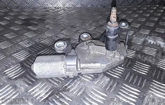 Volkswagen Caddy Wiper motor 1T0955711C