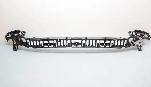 Rear bumper mounting bracket